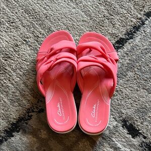 Clarks Coral Cloudsteppers Sandals - Size 8